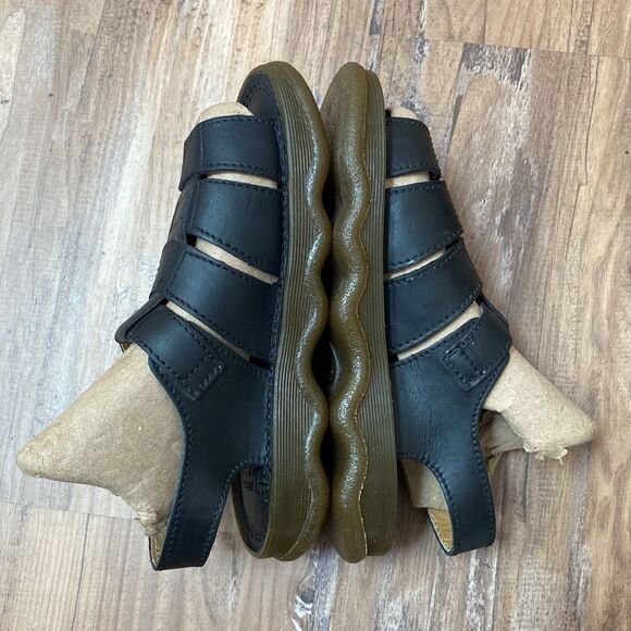 Dr. Martens Vintage Fisherman Gladiator Sandals - Picture 5 of 9